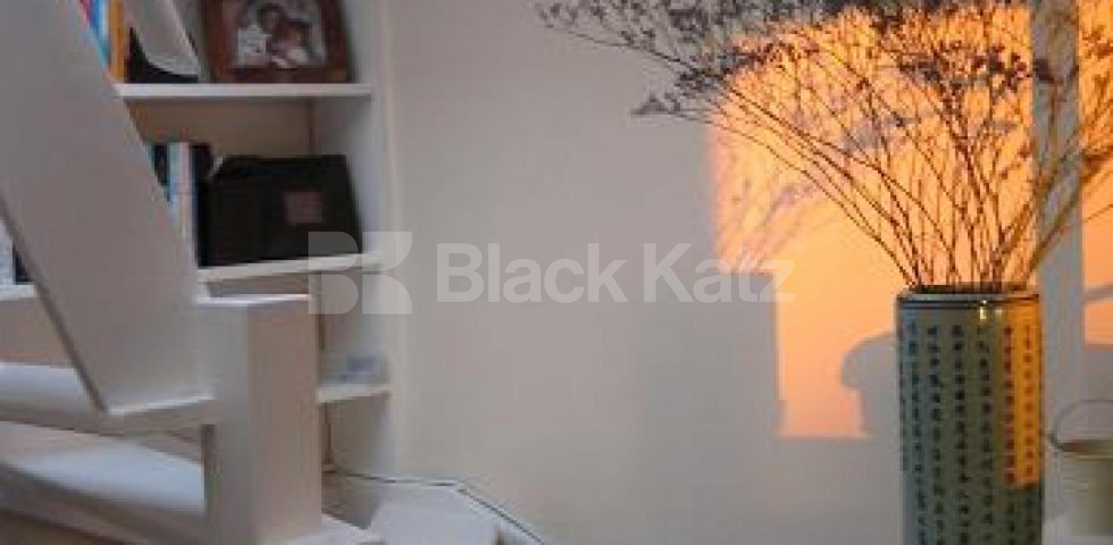 			Must See!!, 1 Bedroom, 1 bath, 1 reception Flat			 Goldney Road, Maida Vale